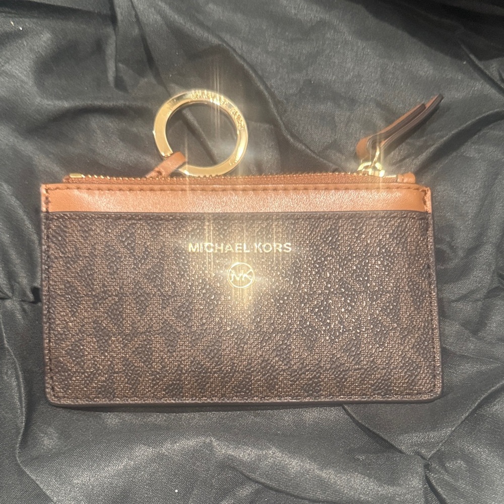 Michael Kors Logo Jet Set Charm Small Slim Card Case